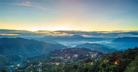 Private Baguio Tour to Top City Attractions with Snacks & Hotel .